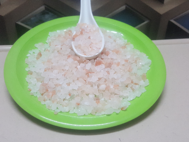 himalayan light pink salt crystal (coarse grain)