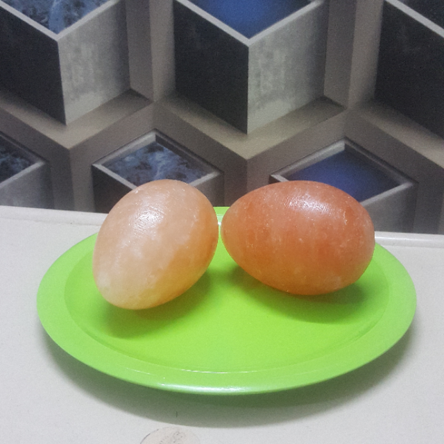 himalayan egg medium massage stone
